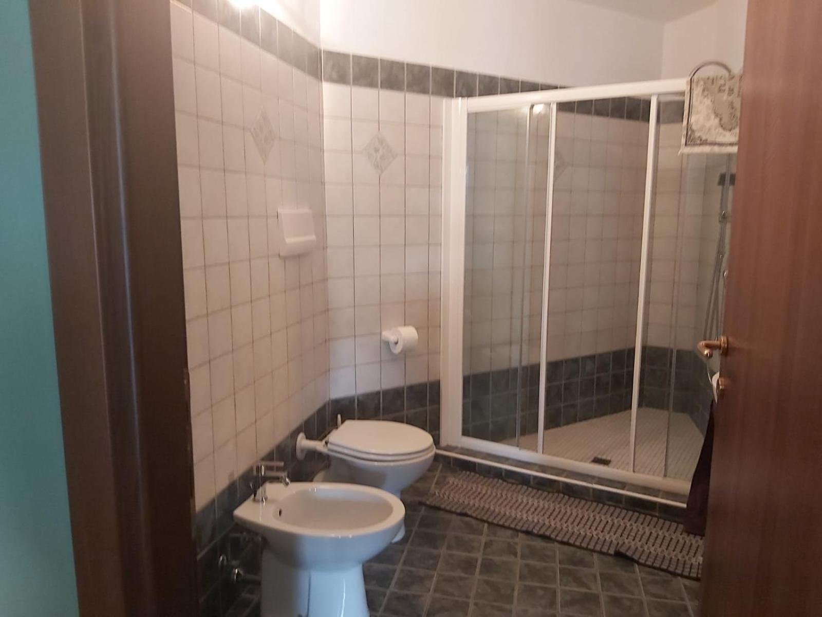 I Portici Guest House Alessandria Exteriör bild